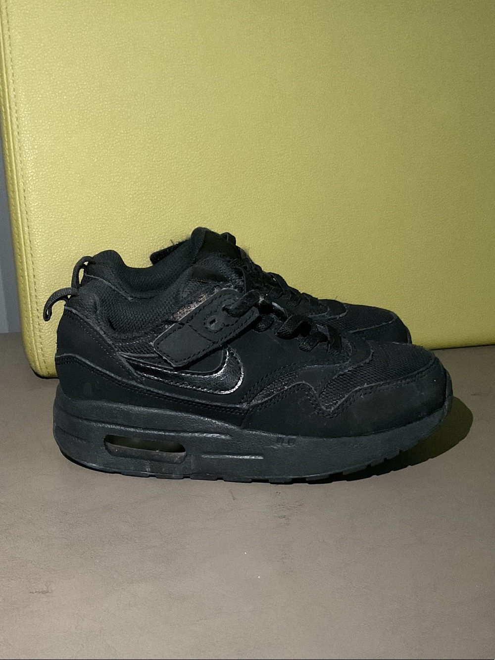 Nike Air Max 1 Triple Black 11C